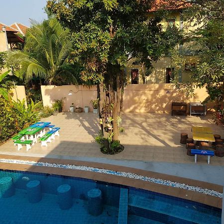 Arerayah Beach Resort Pran Buri Exterior photo