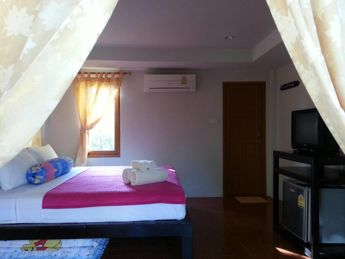 Arerayah Beach Resort Pran Buri Exterior photo